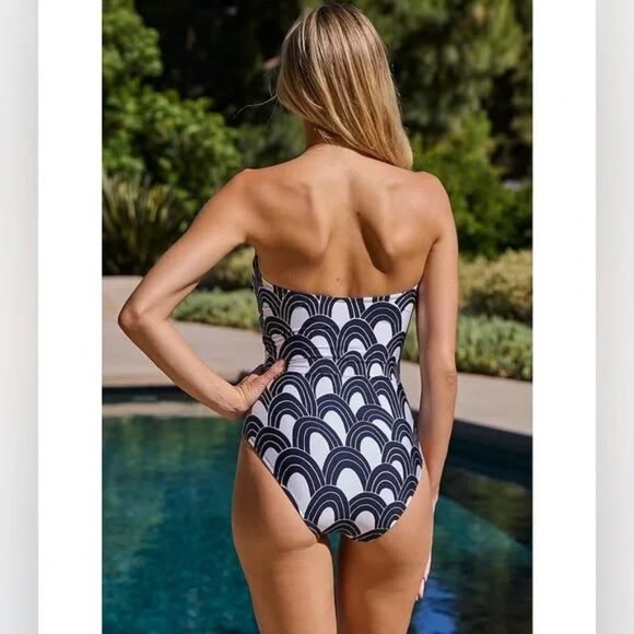 Trina Turk Blue & White One-Piece Swimsuit Strapless Swimsuit Size 12, Large NWT - Picture 6 of 7
